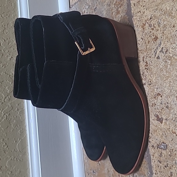 Kate Spade Black Suede Bow Booties  Size 6.5 - Picture 6 of 12